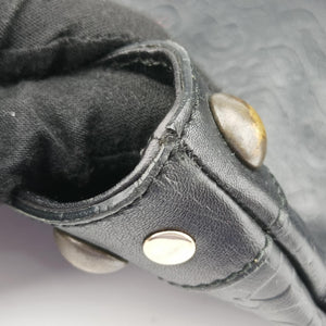 Pre-owned Gucci Horsebit pattern studs Black Leather 286304 handbag | stylenewstar