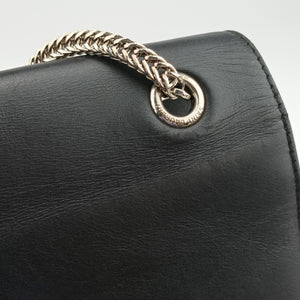 Pre-owned Yves Saint Laurent Betty Black Leather 315680 shoulderbag | stylenewstar