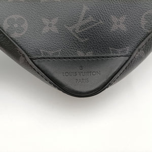 Pre-owned Louis Vuitton Trio Messenger black Monogram Eclipse Reverse M69443 shoulderbag | stylenewstar