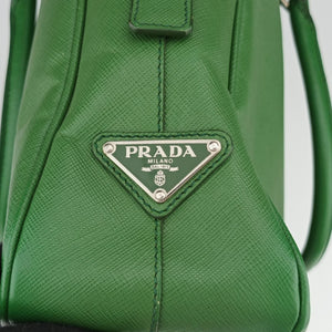Pre-owned Prada Classic Laptop briefcase Green SAFFIANO Leather VS0305 shoulderbag | stylenewstar