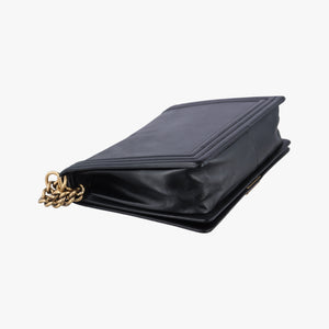 Secondhand Chanel BOY CHANEL Black Leather A66711 shoulderbag | stylenewstar
