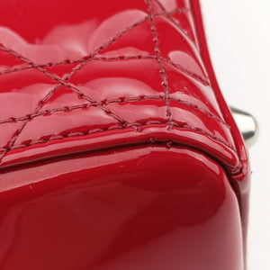 Pre-owned Christian Dior Lady Dior Red patent shoulderbag | stylenewstar