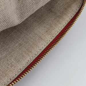 Pre-owned Gucci Microguccissima Red Leather 449654 handbag | stylenewstar