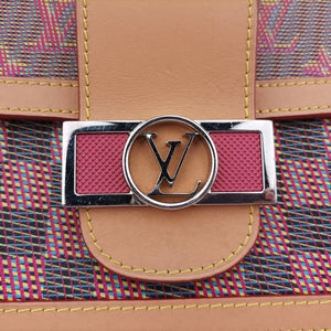 Pre-owned Louis Vuitton LV Pop Dauphine MM Beige x Multicolor Monogram Canvas M55452 shoulderbag | stylenewstar