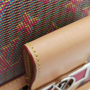 Pre-owned Louis Vuitton LV Pop Dauphine MM Beige x Multicolor Monogram Canvas M55452 shoulderbag | stylenewstar