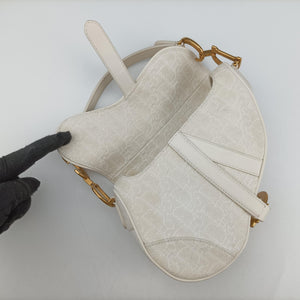 Secondhand Christian Dior saddle White jacquard handbag | stylenewstar