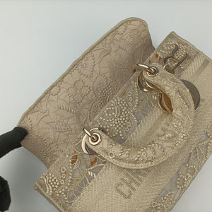 Pre-owned Christian Dior D JOY Beige fabric shoulderbag | stylenewstar