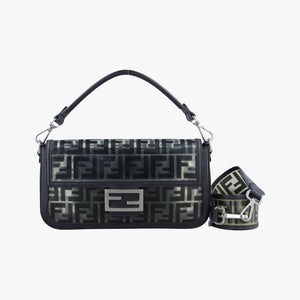 Pre-owned Fendi BAGUETTE Clear×black PVC coated canvas 8BR600 shoulderbag | stylenewstar