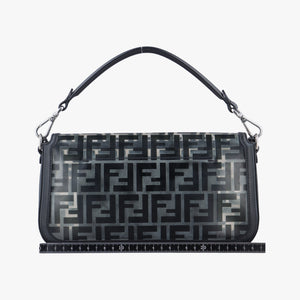 Pre-owned Fendi BAGUETTE Clear×black PVC coated canvas 8BR600 shoulderbag | stylenewstar
