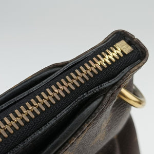 Pre-owned Louis Vuitton PALLAS Monogram/Brown Series × Noir Monogram Canvas M41064 shoulderbag | stylenewstar