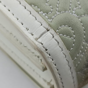 Pre-owned Burberry Monogram Quilted TB Mini Chain White×Green Leather shoulderbag | stylenewstar