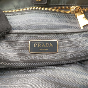 Pre-owned Prada Triangle logo Grey nylon × leather BR4991 handbag | stylenewstar