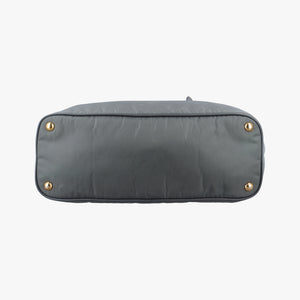 Pre-owned Prada Triangle logo Grey nylon × leather BR4991 handbag | stylenewstar