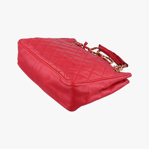 Pre-owned Chanel Matelasse Red lambskin shoulderbag | stylenewstar