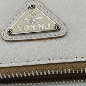 Pre-owned Prada Triangular logo plate Golden×White SAFFIANO Leather BT947C shoulderbag | stylenewstar