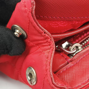 Pre-owned Prada Fuchsia Fabric Impuntu Flap Red nylon shoulderbag | stylenewstar