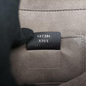 Pre-owned Fendi KAN I F Black Leather 8BT286 shoulderbag | stylenewstar