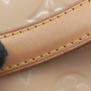 Pre-owned Louis Vuitton Bréa MM Dunne Vernis M90180 shoulderbag | stylenewstar