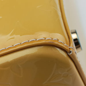 Pre-owned Louis Vuitton Bréa MM Dunne Vernis M90180 shoulderbag | stylenewstar