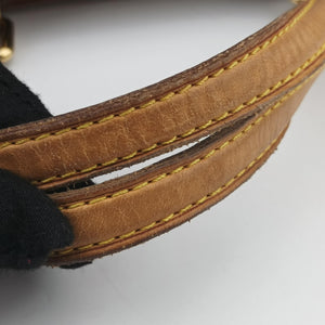 Pre-owned Louis Vuitton Brea MM Amarante Vernis M91619 shoulderbag | stylenewstar