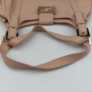 Pre-owned Fendi Mamma Baguette Pink Leather 8BR463 clutchbag | stylenewstar