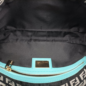 Pre-owned Fendi Mamma Baguette Beige×blue canvas×Leather 23908B shoulderbag | stylenewstar