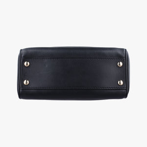 Pre-owned VERSACE Palazzo Empire Black Leather shoulderbag | stylenewstar