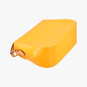 Pre-owned Louis Vuitton Bellflower PM Yellow Vernis M91731 shoulderbag | stylenewstar