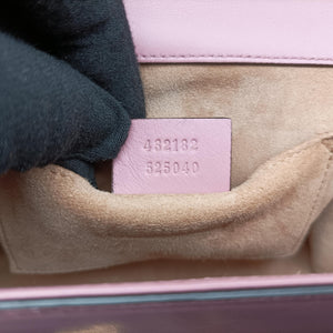 Vintage Gucci Padlock Pink Leather 432182 shoulderbag | stylenewstar