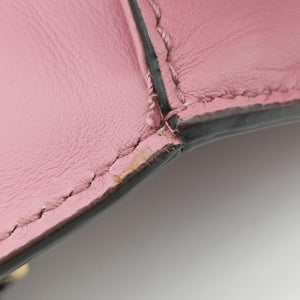 Vintage Gucci Padlock Pink Leather 432182 shoulderbag | stylenewstar