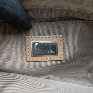 Pre-owned Fendi Baguette Beige Jacquard 8BR180 shoulderbag | stylenewstar