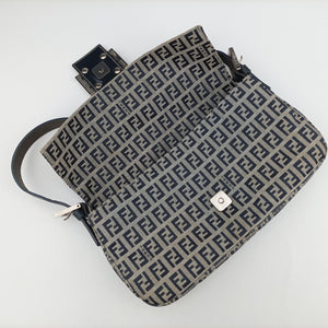 Secondhand Fendi Baguette Navy Jacquard 26424 shoulderbag | stylenewstar