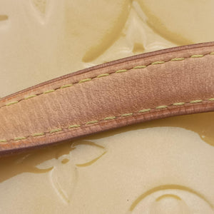 Pre-owned Louis Vuitton Bréa MM Dunne Vernis M90180 shoulderbag | stylenewstar