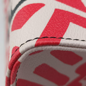 Pre-owned Louis Vuitton Crafty OnTheGo GM Crème Rouge Monogram Giant M45358 shoulderbag | stylenewstar