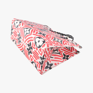 Pre-owned Louis Vuitton Crafty OnTheGo GM Crème Rouge Monogram Giant M45358 shoulderbag | stylenewstar