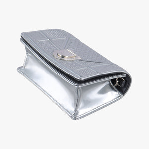 Pre-owned Christian Dior Diorama Silver Leather shoulderbag | stylenewstar