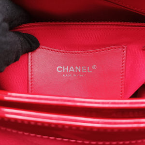 Pre-owned Chanel Mademoiselle Bowling Red Patent A50558 shoulderbag | stylenewstar