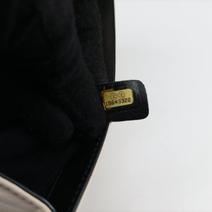 Secondhand Chanel BOY CHANEL Black×white Leather A66713 shoulderbag | stylenewstar