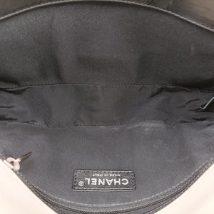 Secondhand Chanel BOY CHANEL Black×white Leather A66713 shoulderbag | stylenewstar