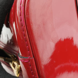 Pre-owned Louis Vuitton Alma PM pomme d'amour Vernis M90096 handbag | stylenewstar