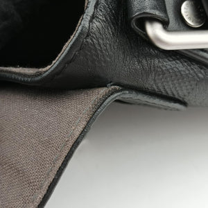 Pre-owned Louis Vuitton District PM Noir Damie Infini Leather N41286 shoulderbag | stylenewstar