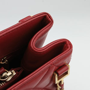 Pre-owned Chanel Matelasse Red Leather A67620 shoulderbag | stylenewstar