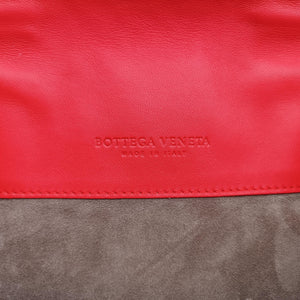 Vintage Bottega Veneta Intrecciato Red lambskin shoulderbag | stylenewstar
