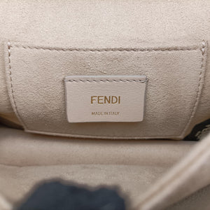 Secondhand Fendi studded Kan I White Leather 8M0381 shoulderbag | stylenewstar