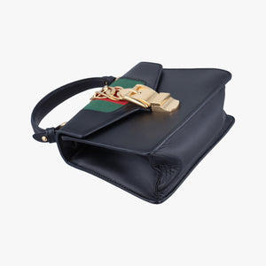 Pre-owned Gucci Sylvie Black Leather 470270 shoulderbag | stylenewstar