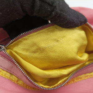 Pre-owned Fendi Baguette Pink lambskin 26424 handbag | stylenewstar