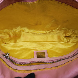 Pre-owned Fendi Baguette Pink lambskin 26424 handbag | stylenewstar