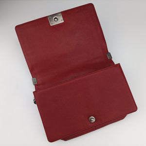 Pre-owned Chanel BOY CHANEL Red caviar skin A92193 shoulderbag | stylenewstar