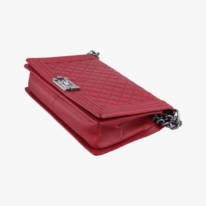 Pre-owned Chanel BOY CHANEL Red caviar skin A92193 shoulderbag | stylenewstar
