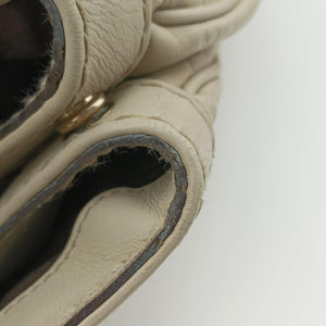 Pre-owned Gucci Sukey White Leather 211943 handbag | stylenewstar